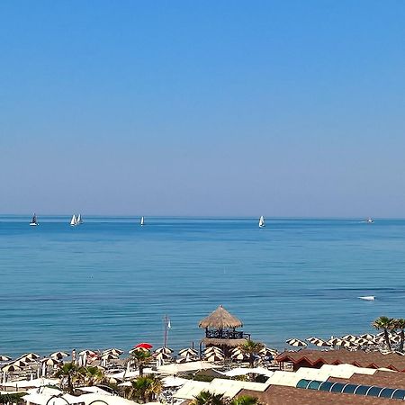 Hotel La Scaletta Lido di Ostia Luaran gambar